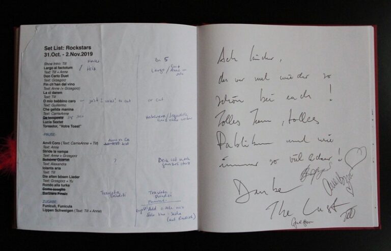 The Cast - 1. November 2019